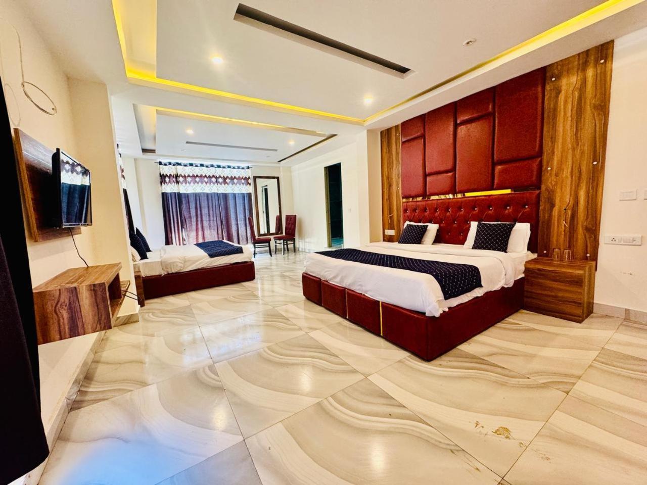 Royal Majestic View Point Lodge Manāli Εξωτερικό φωτογραφία