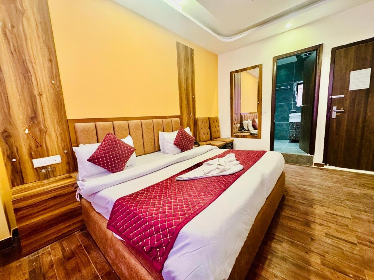Royal Majestic View Point Lodge Manāli Εξωτερικό φωτογραφία