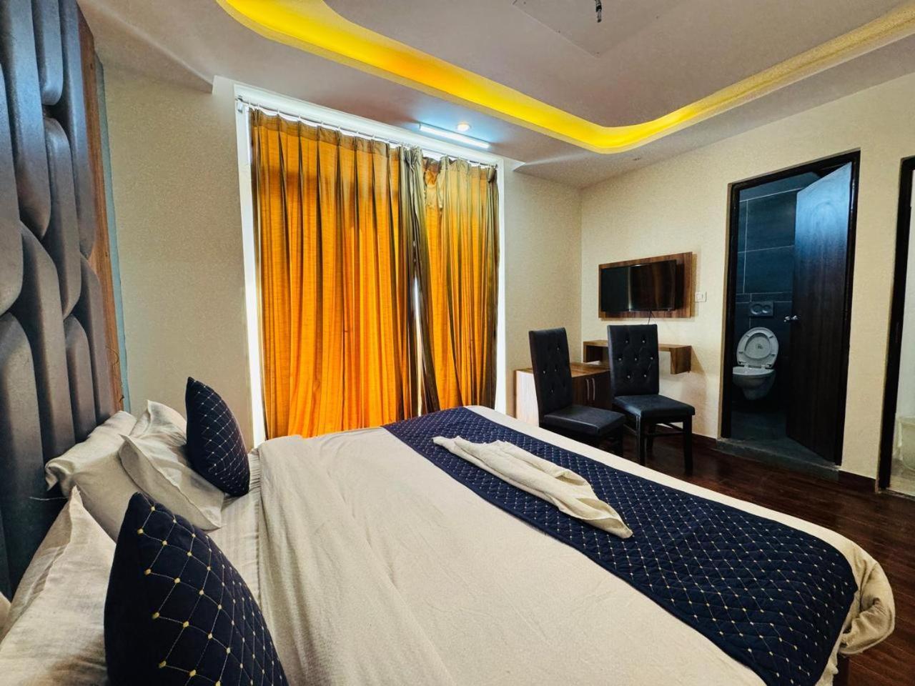 Royal Majestic View Point Lodge Manāli Εξωτερικό φωτογραφία