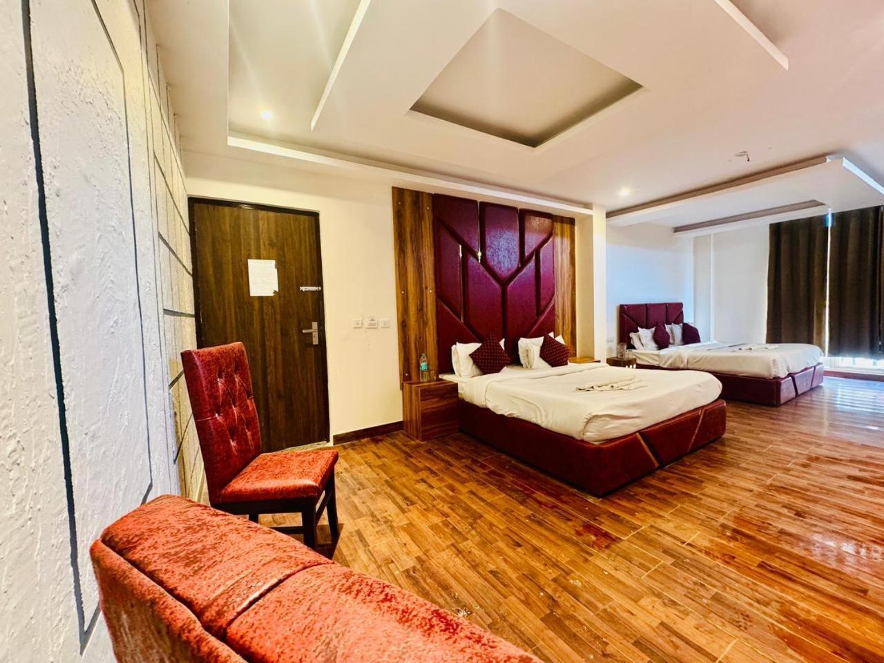 Royal Majestic View Point Lodge Manāli Εξωτερικό φωτογραφία